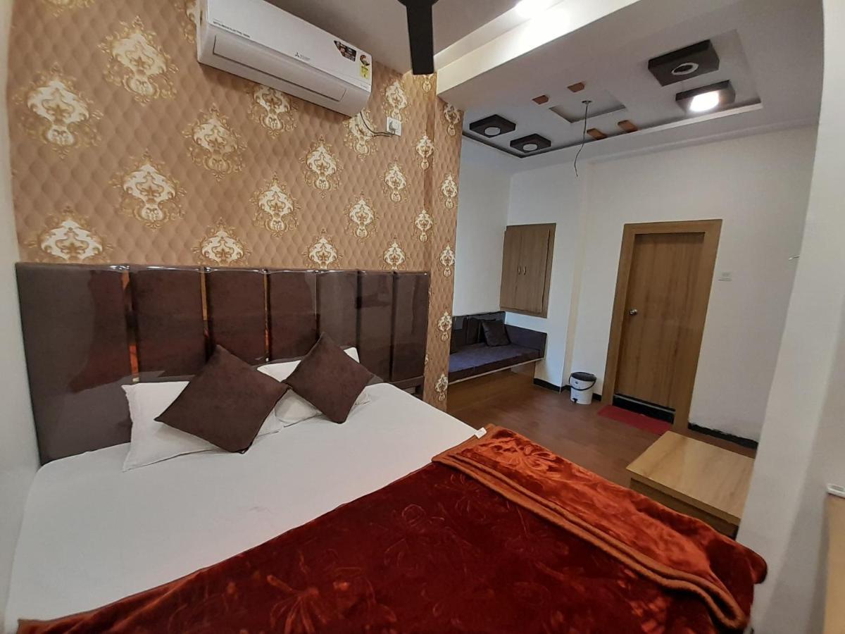 U2 Hotel Wizard Palace Aurangābād Extérieur photo