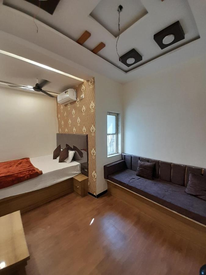 U2 Hotel Wizard Palace Aurangābād Extérieur photo