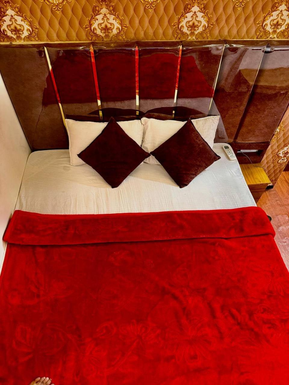 U2 Hotel Wizard Palace Aurangābād Extérieur photo